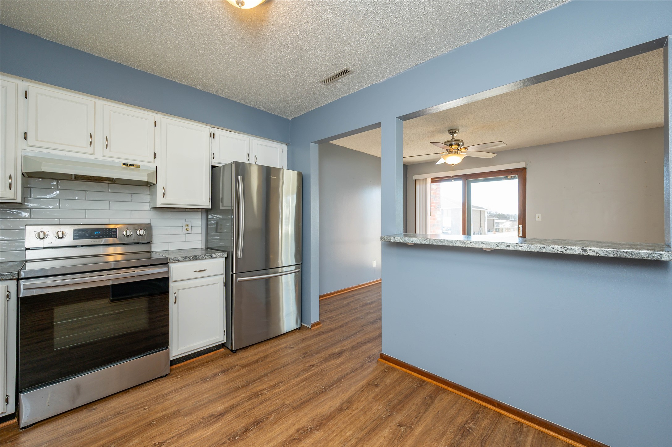 4857 Woodland Avenue 5