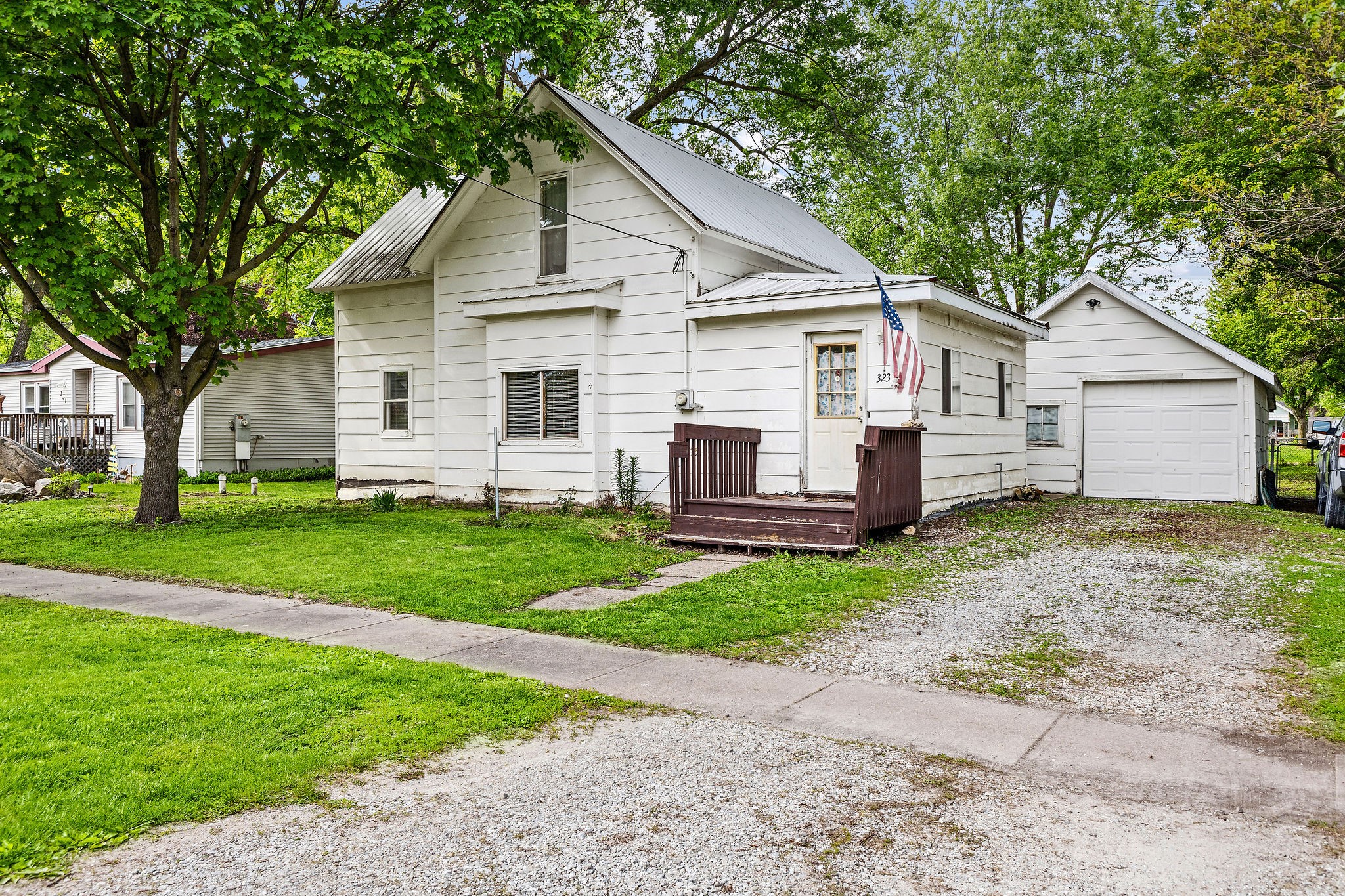 323 Walnut Street