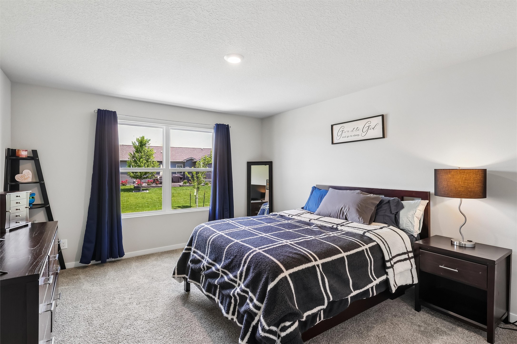 1045 Northview Drive
