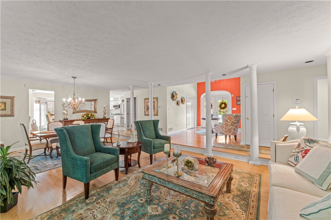 309 Forest Glen Drive
