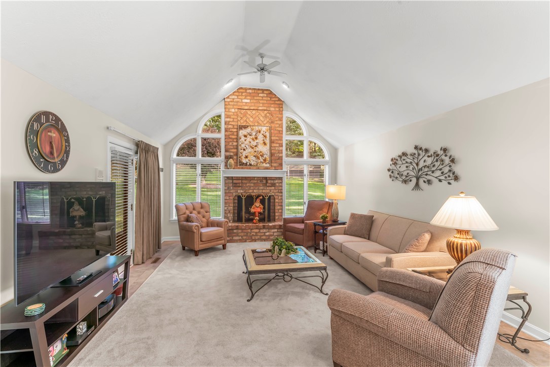 309 Forest Glen Drive