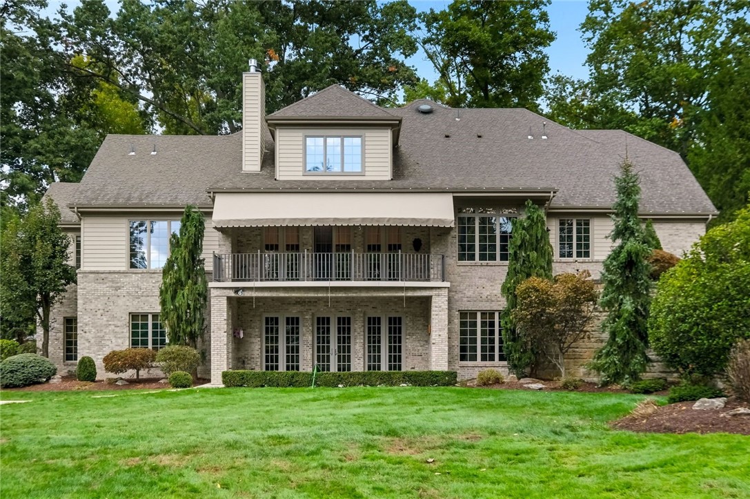 105 Oakwood Road