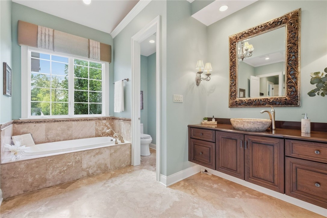 105 Oakwood Road