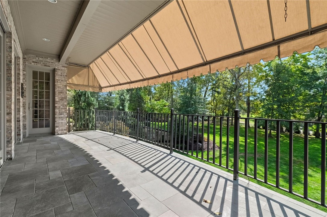 105 Oakwood Road
