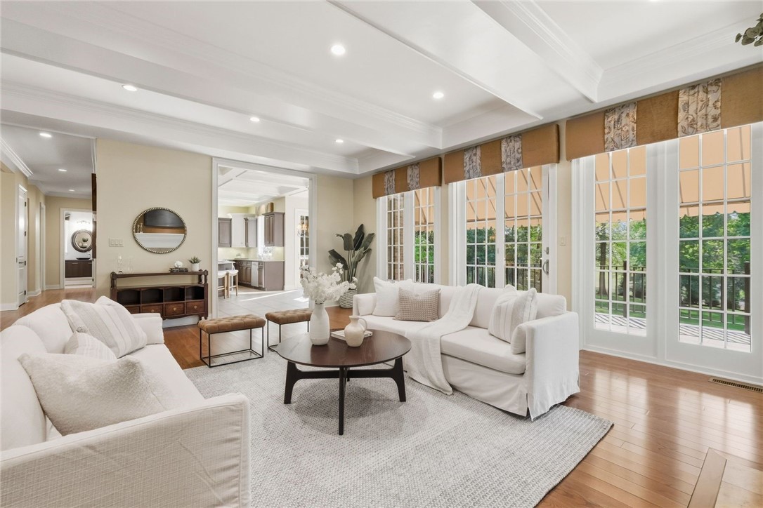 105 Oakwood Road