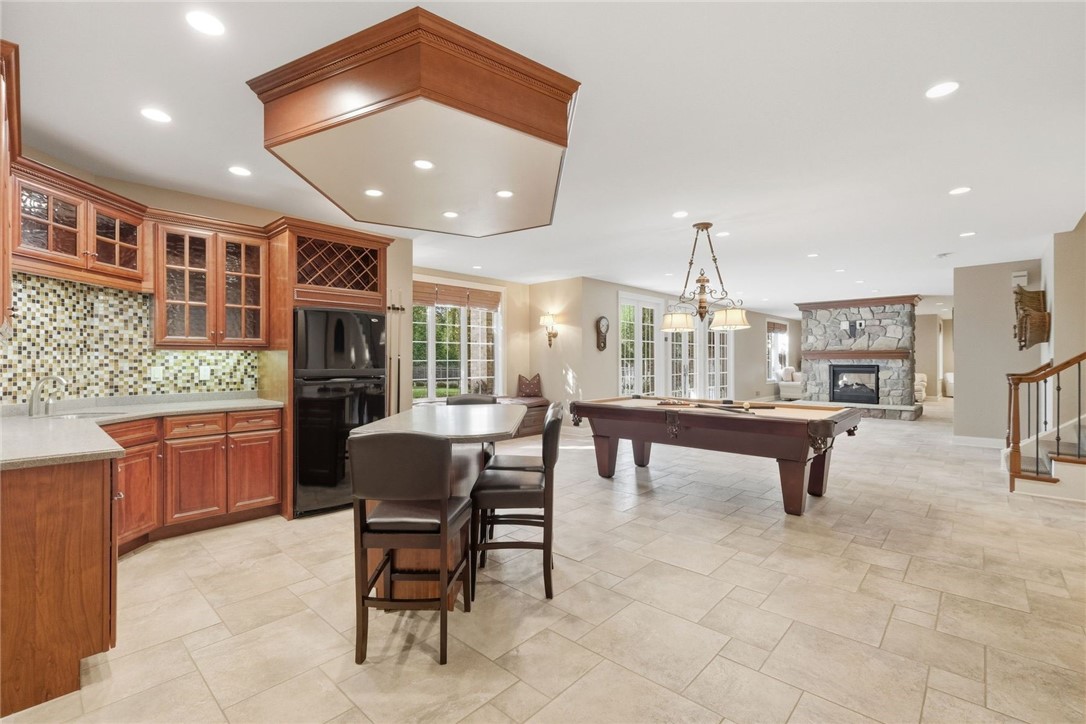 105 Oakwood Road