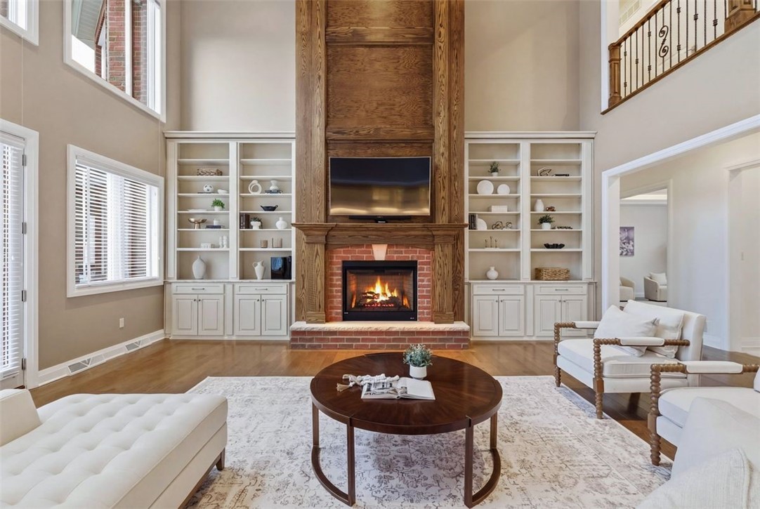 308 Sutherland Drive