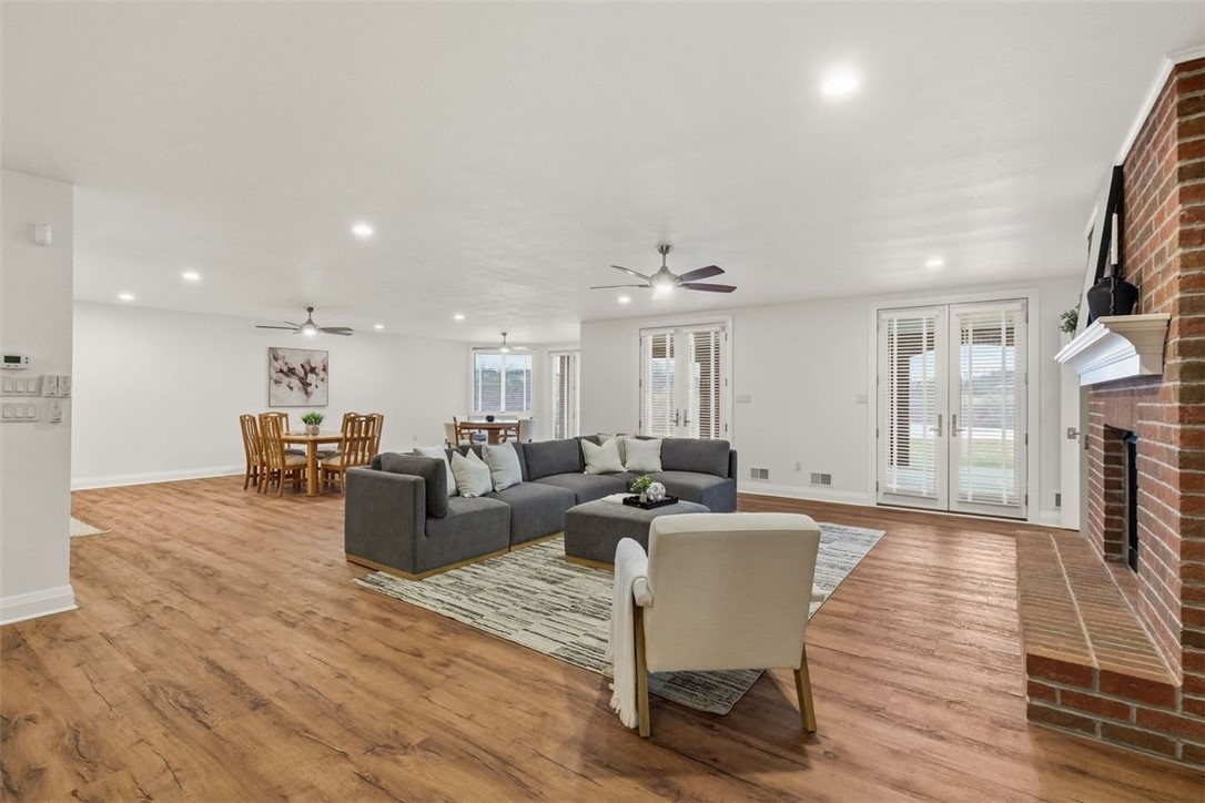 308 Sutherland Drive