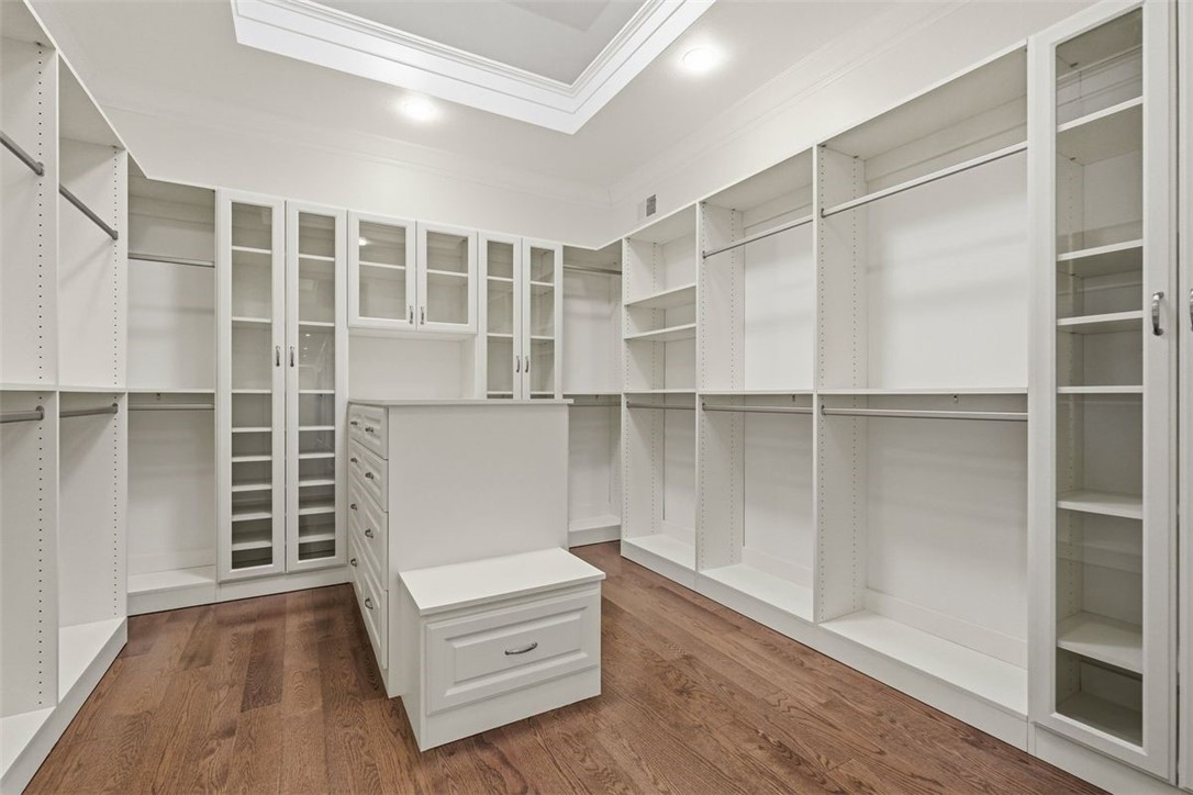 308 Sutherland Drive