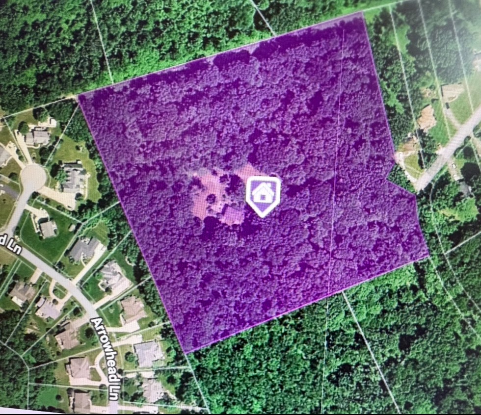 21 W Hillcrest Rd