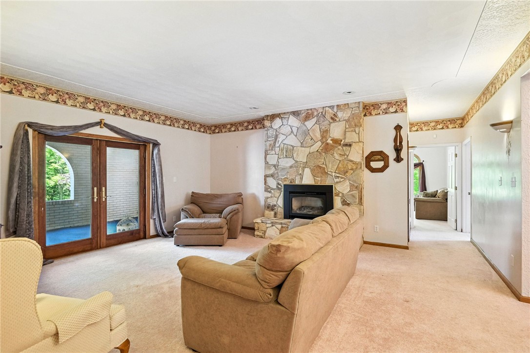 341 Paris Colliers Road