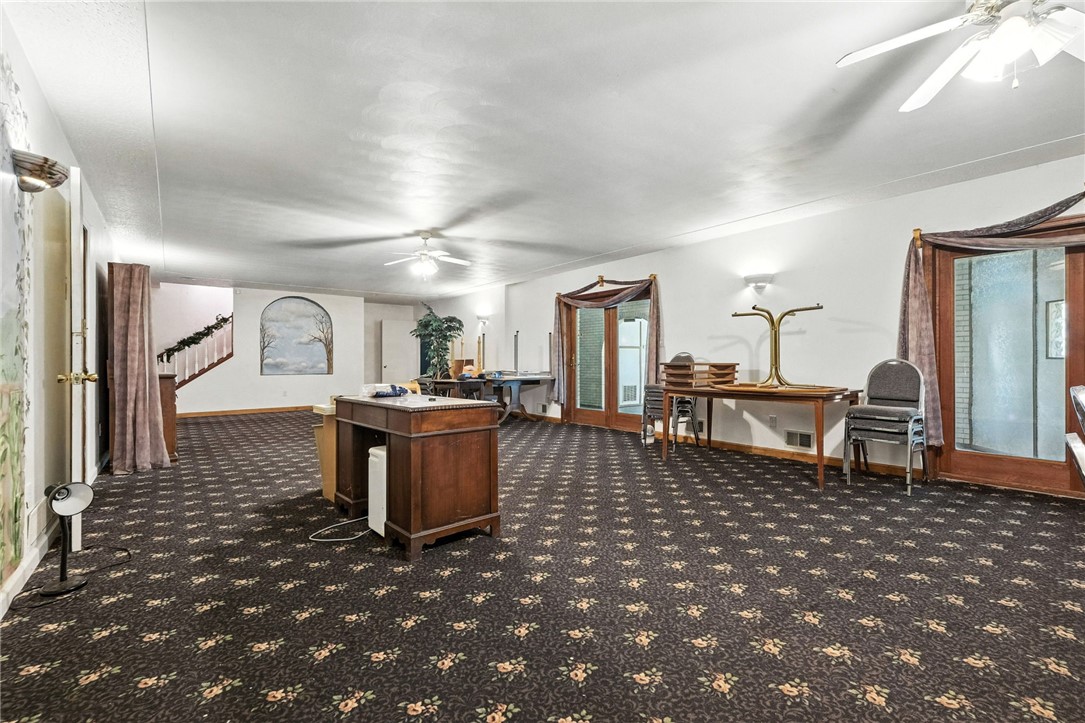 341 Paris Colliers Road