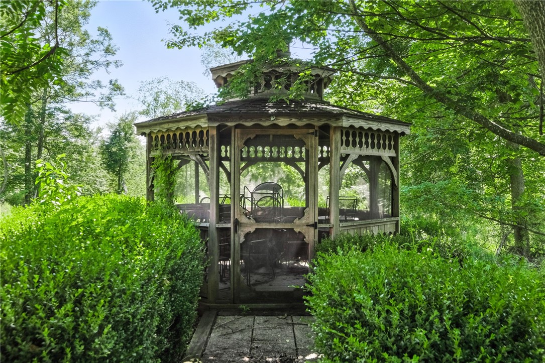 341 Paris Colliers Road