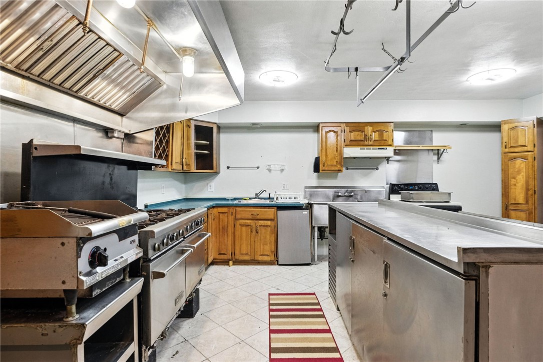 341 Paris Colliers Road