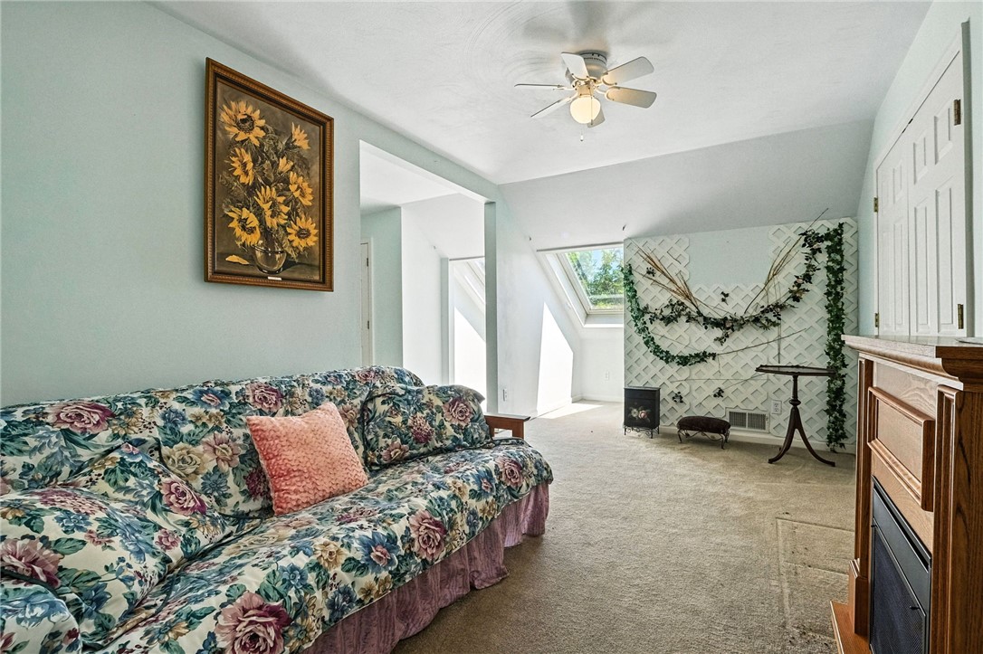 341 Paris Colliers Road