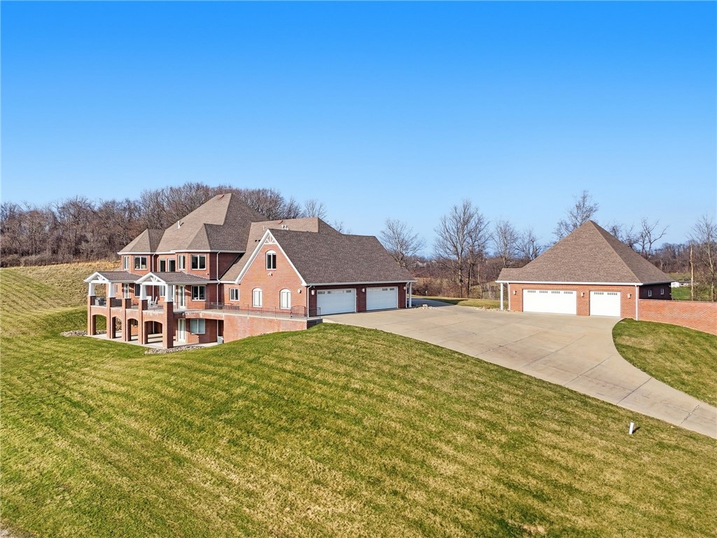 308 Sutherland Drive
