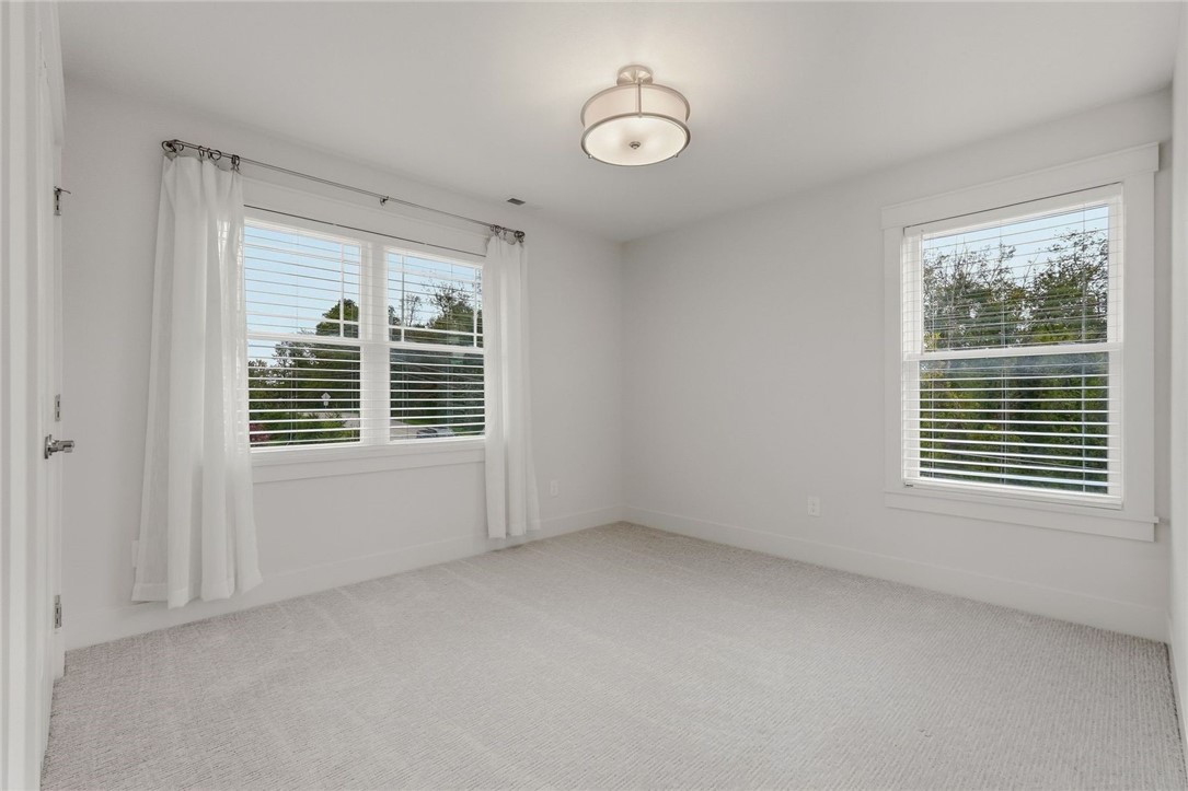 528 Harvest View Dr
