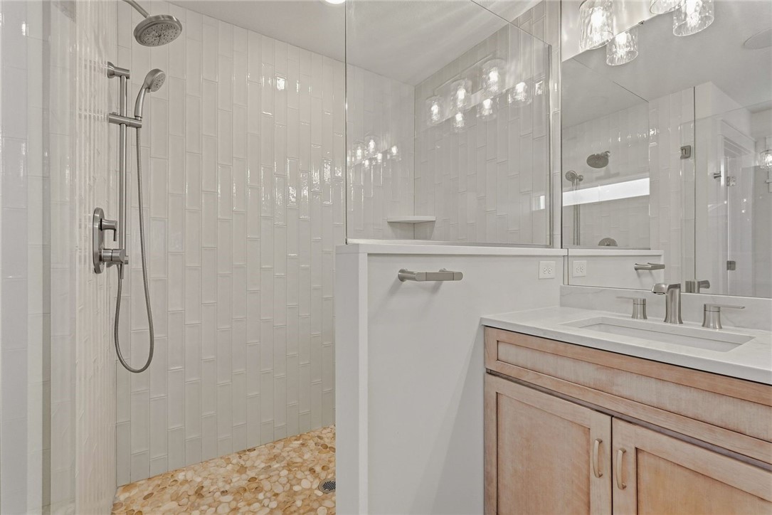 528 Harvest View Dr