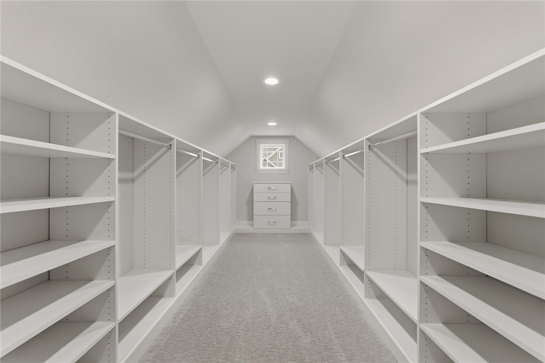 528 Harvest View Dr