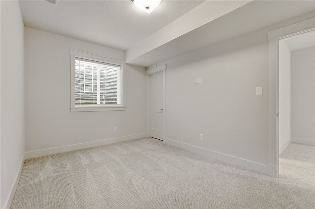 528 Harvest View Dr