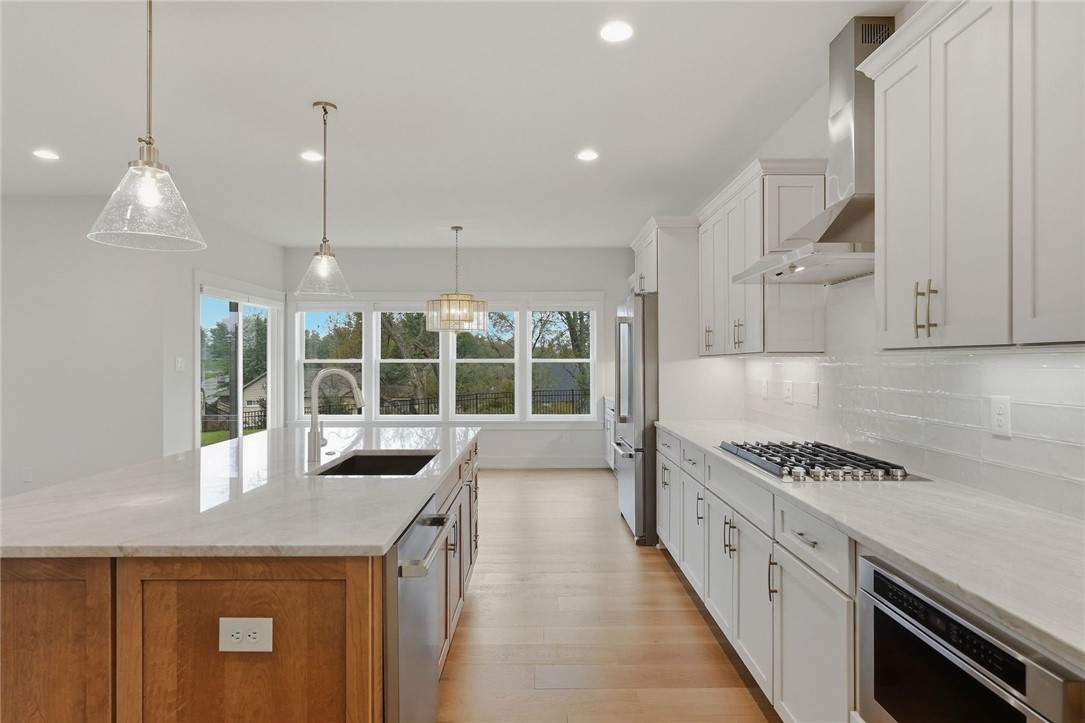 528 Harvest View Dr