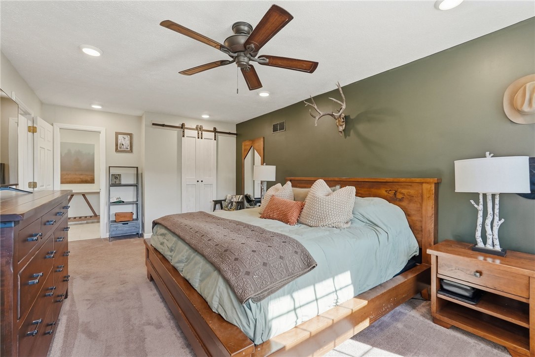 113 Woodside Dr