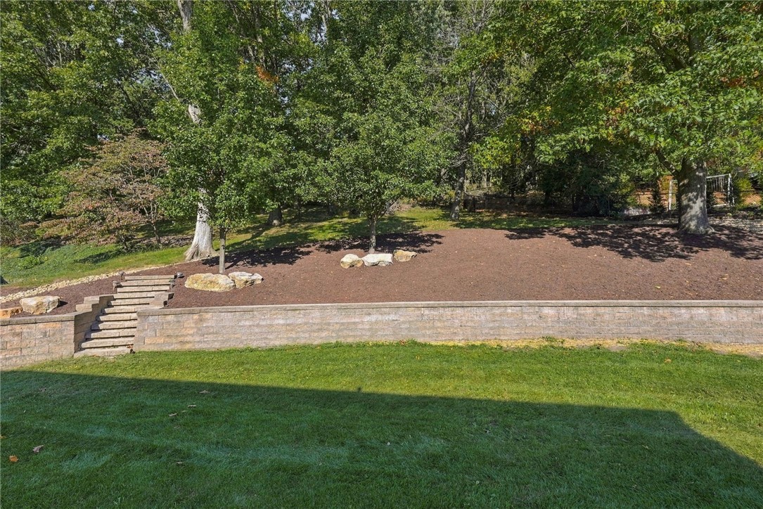 113 Woodside Dr