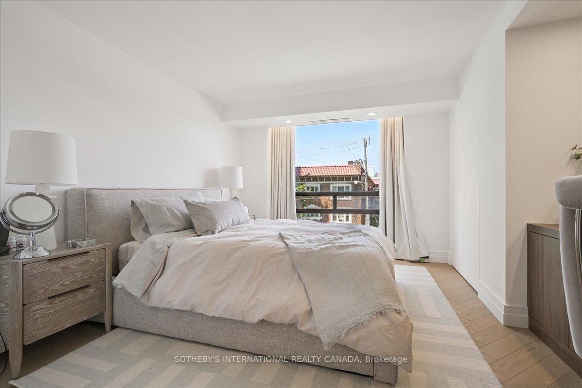 449 Walmer Road 301