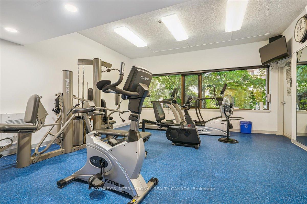 449 Walmer Road 301