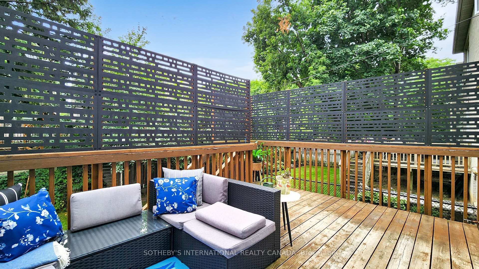 567 Melrose Avenue