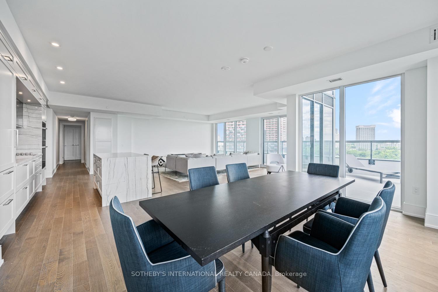 30 Inn on the Park Drive Unit: 1109