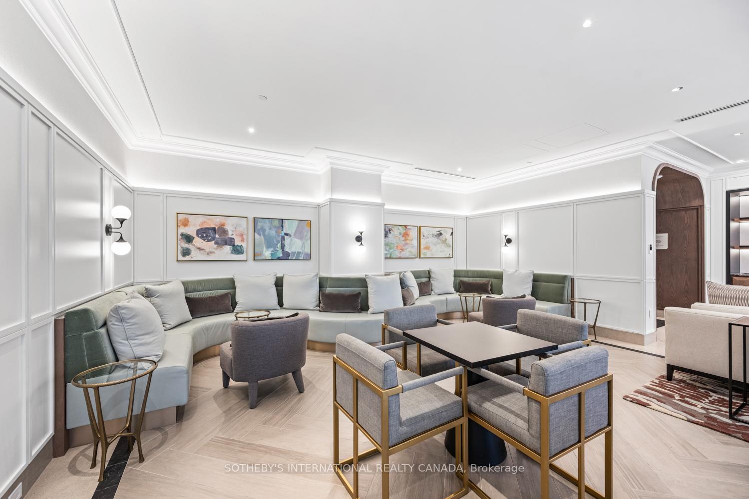 30 Inn on the Park Drive Unit: 1109