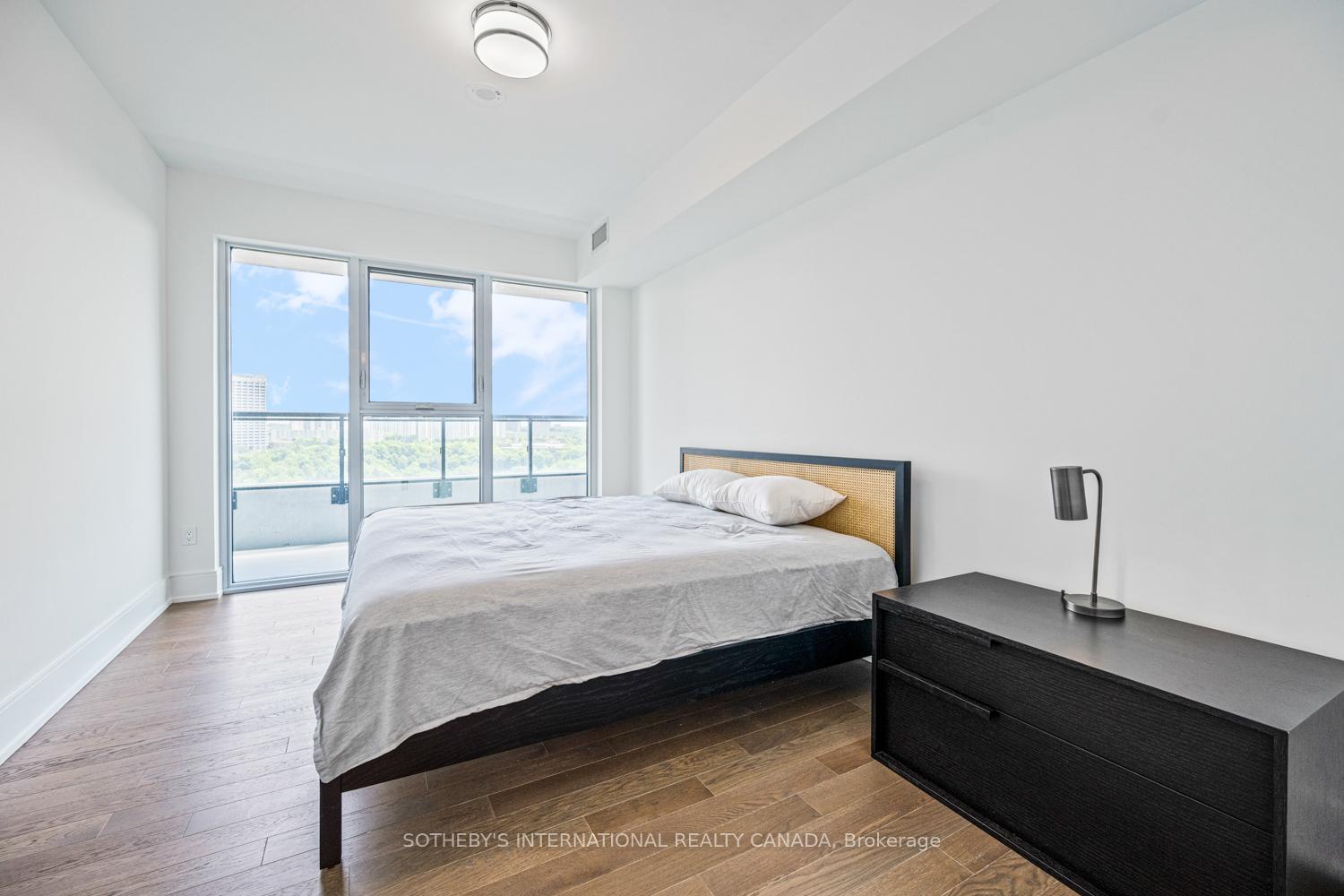 30 Inn on the Park Drive Unit: 1109