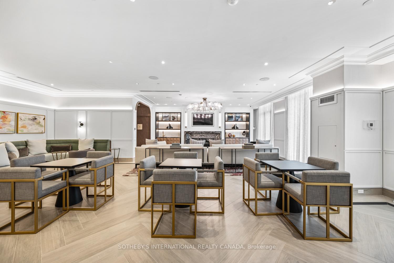 30 Inn on the Park Drive Unit: 1109