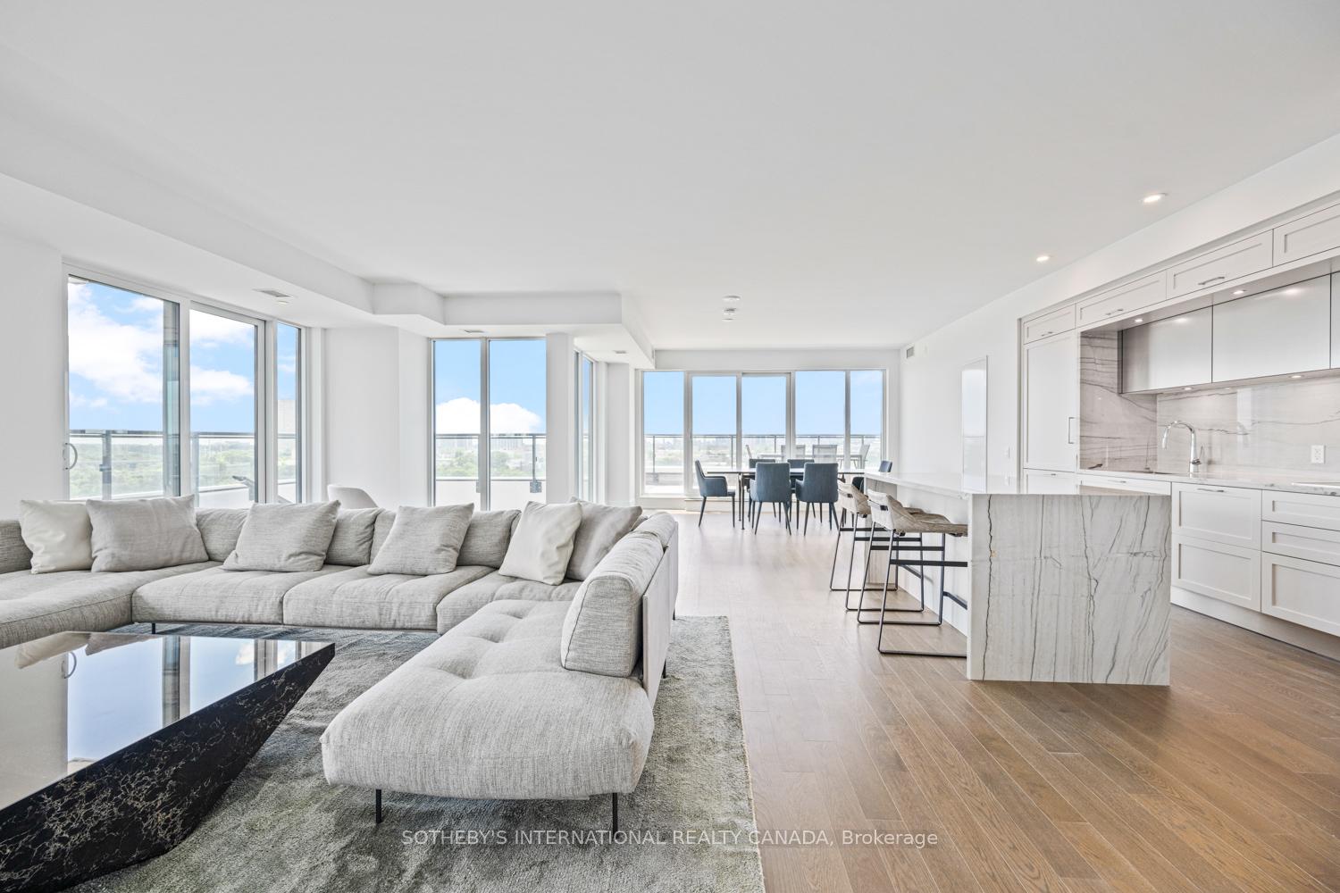 30 Inn on the Park Drive Unit: 1109