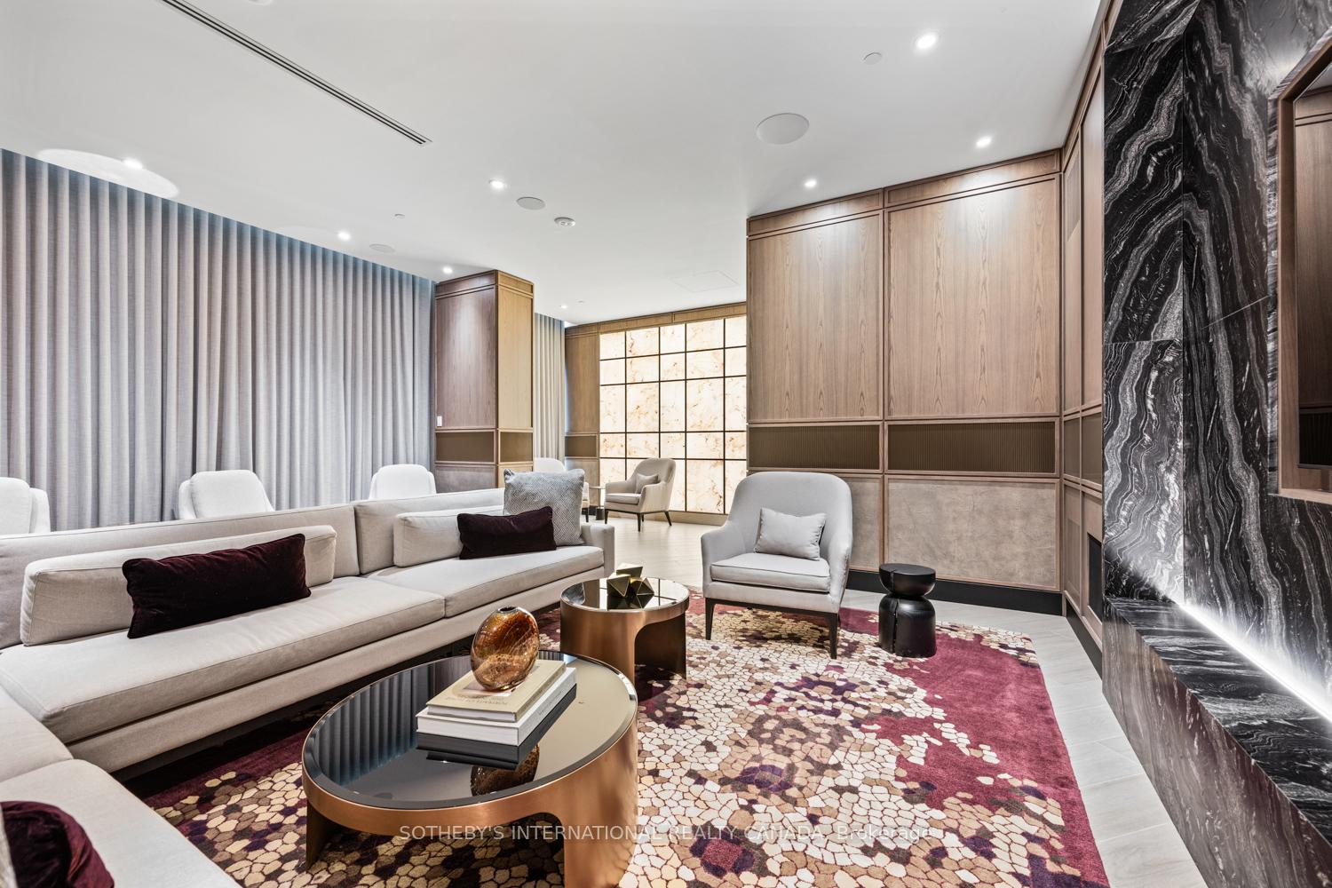 30 Inn on the Park Drive Unit: 1109