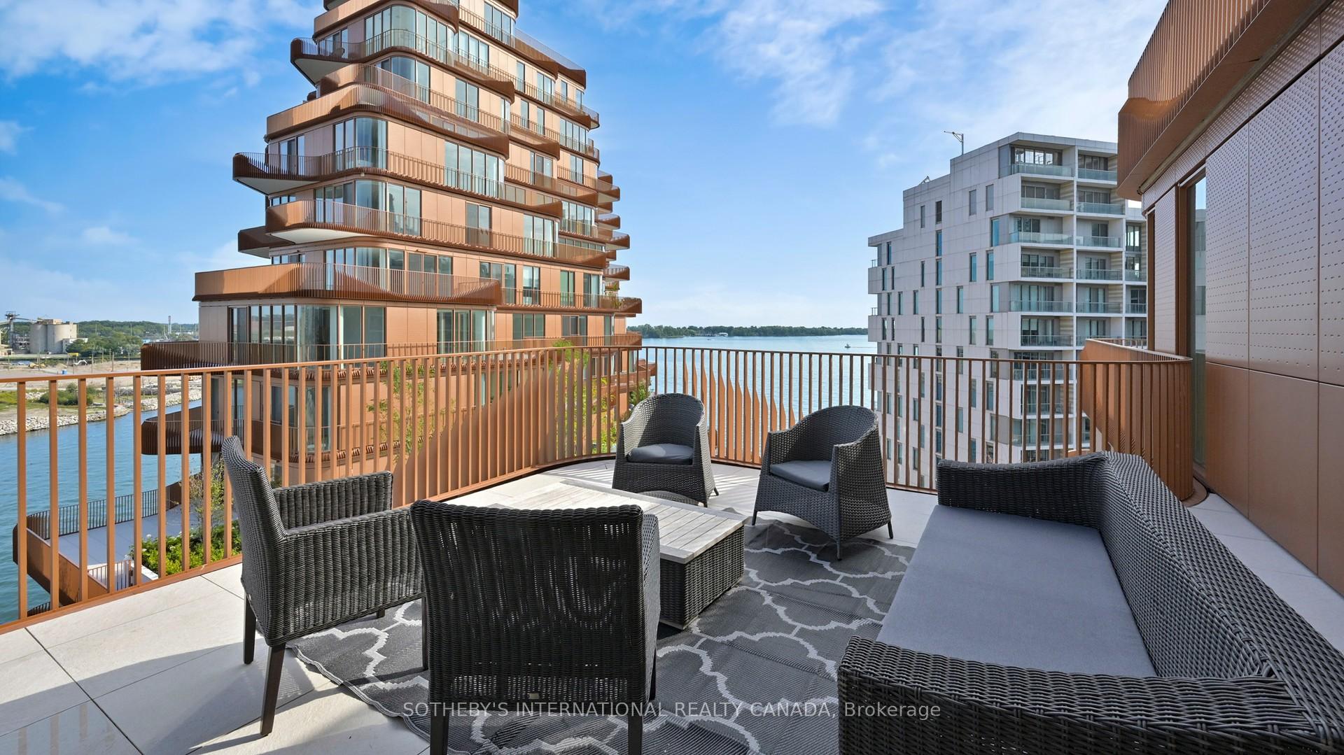 155 Merchants' Wharf N/A 903