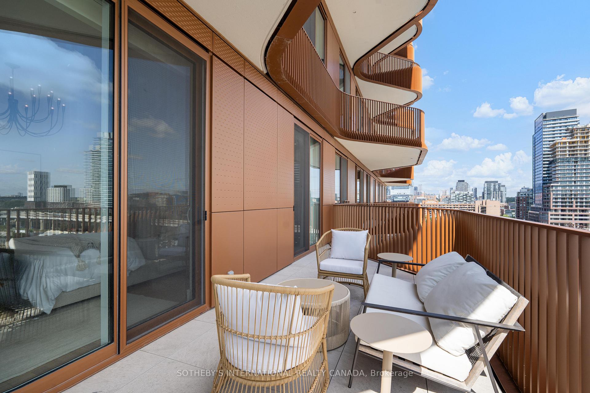 155 Merchants' Wharf N/A 903