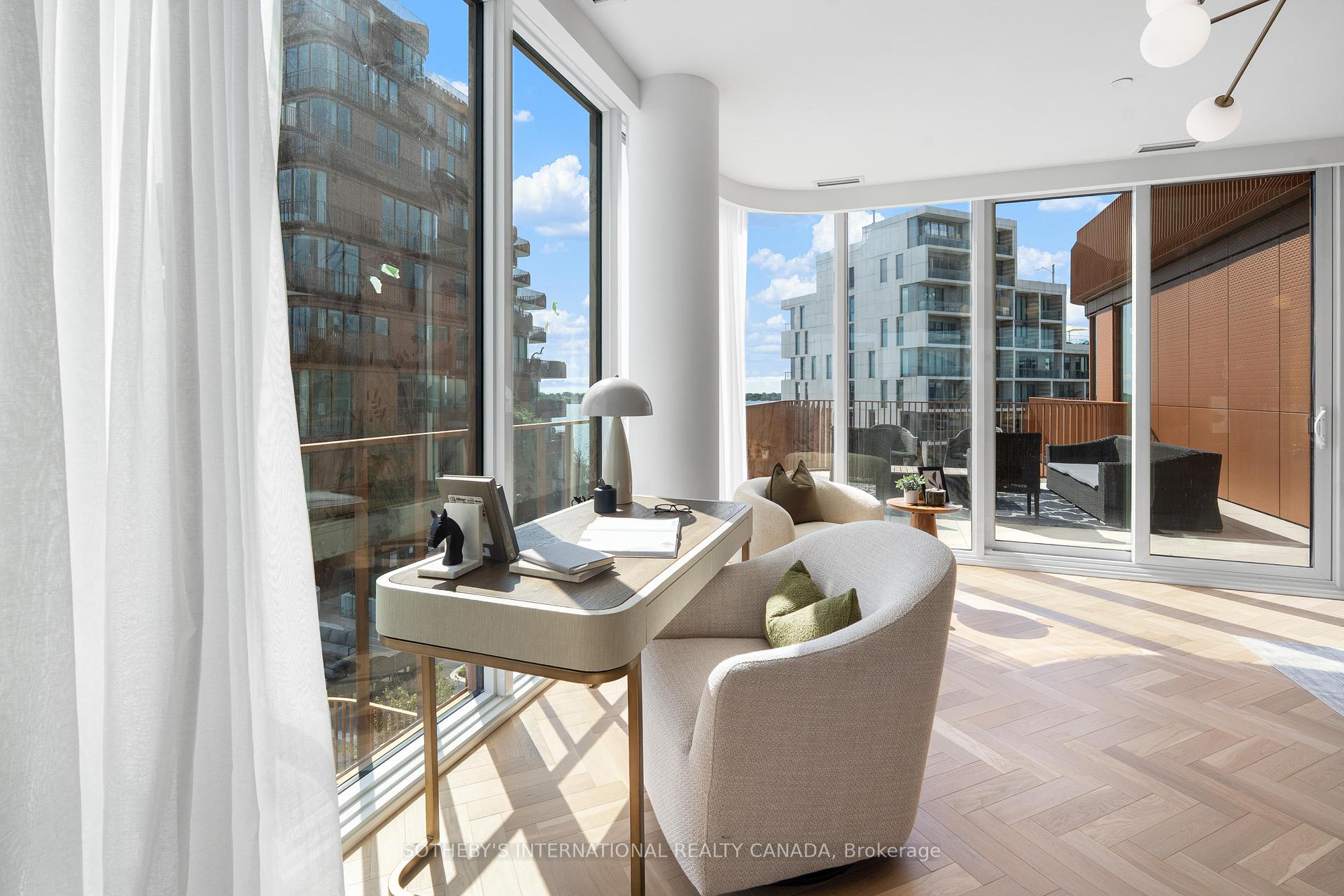 155 Merchants' Wharf N/A 903