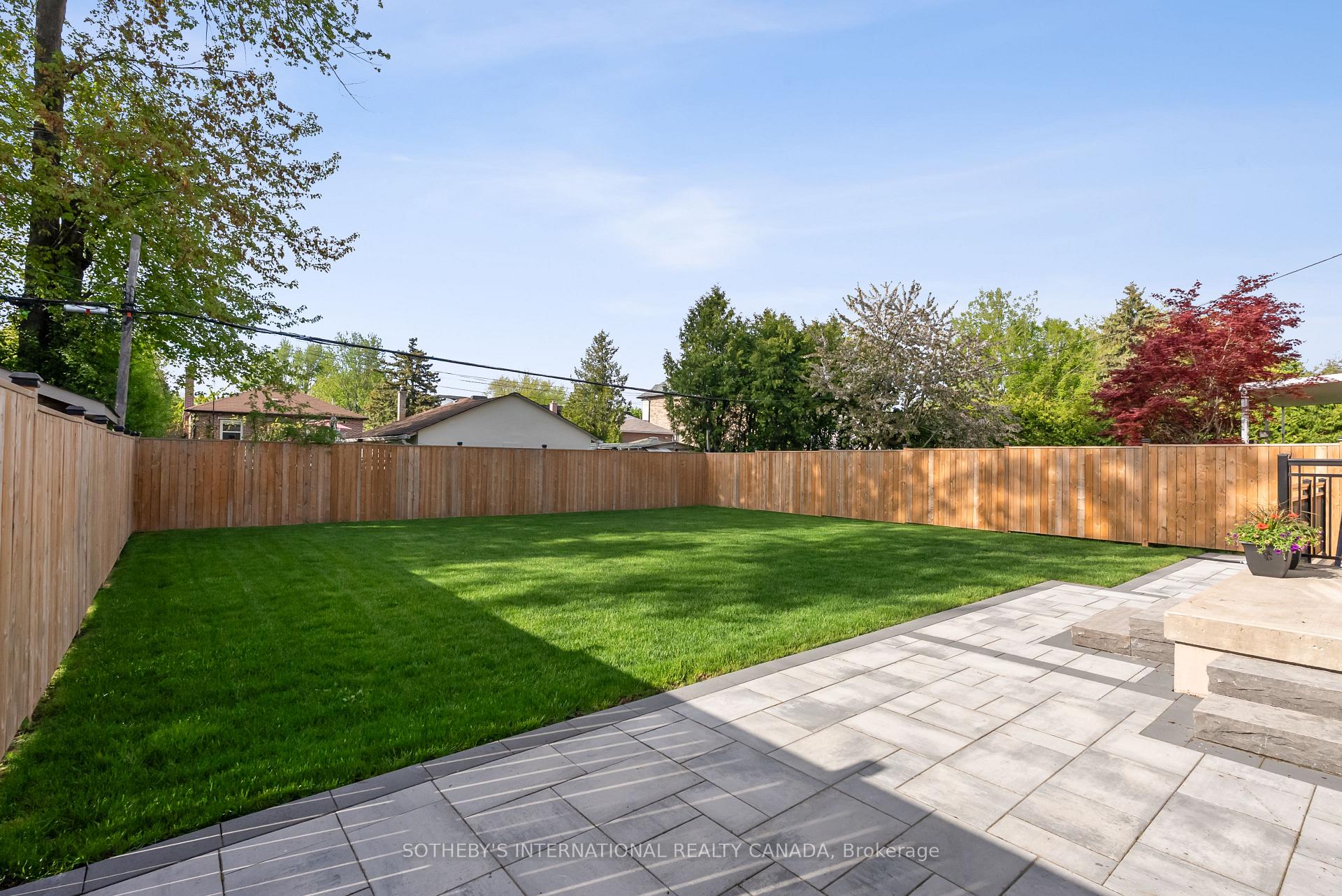 222 Connaught Avenue