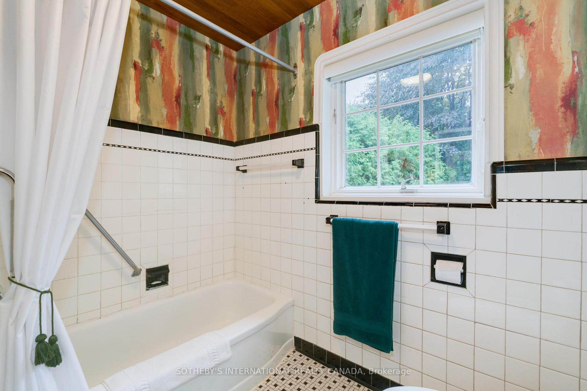 239 Empress Avenue