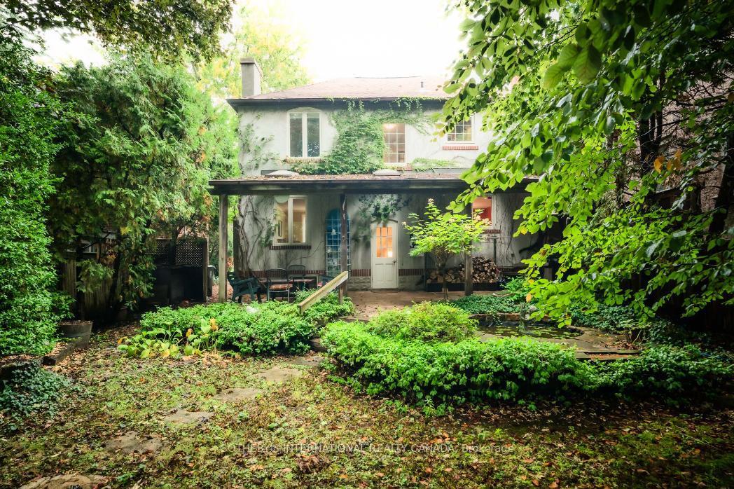 239 Empress Avenue