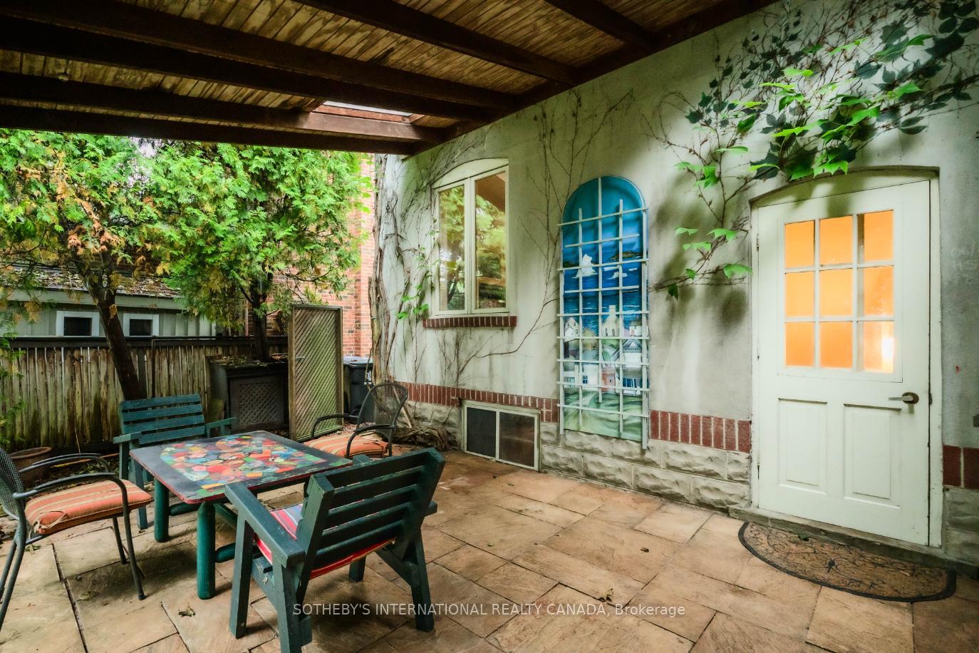 239 Empress Avenue