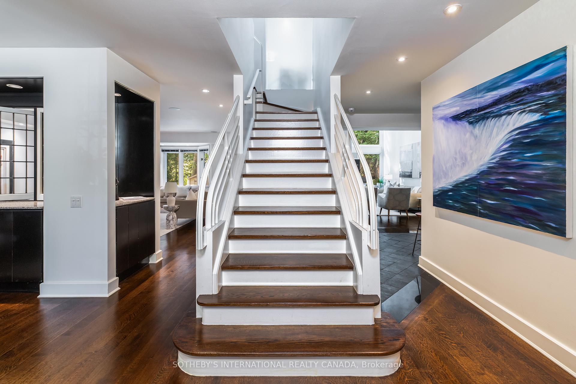 74 Inglewood Drive