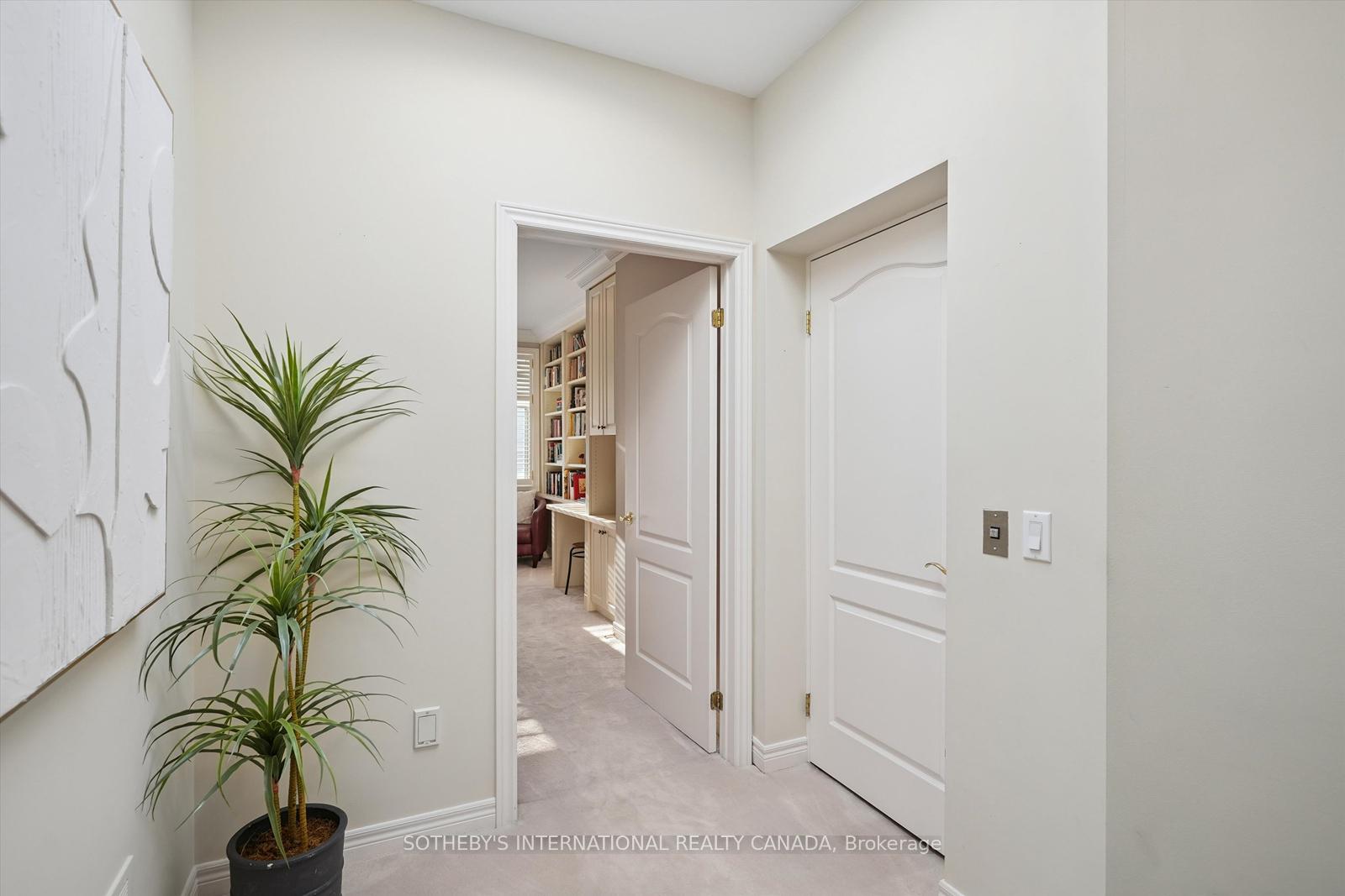 260 Russel Hill Road 4