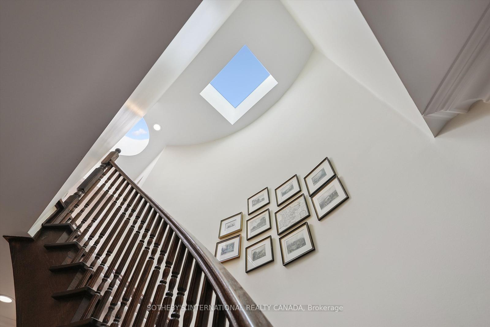 260 Russel Hill Road 4