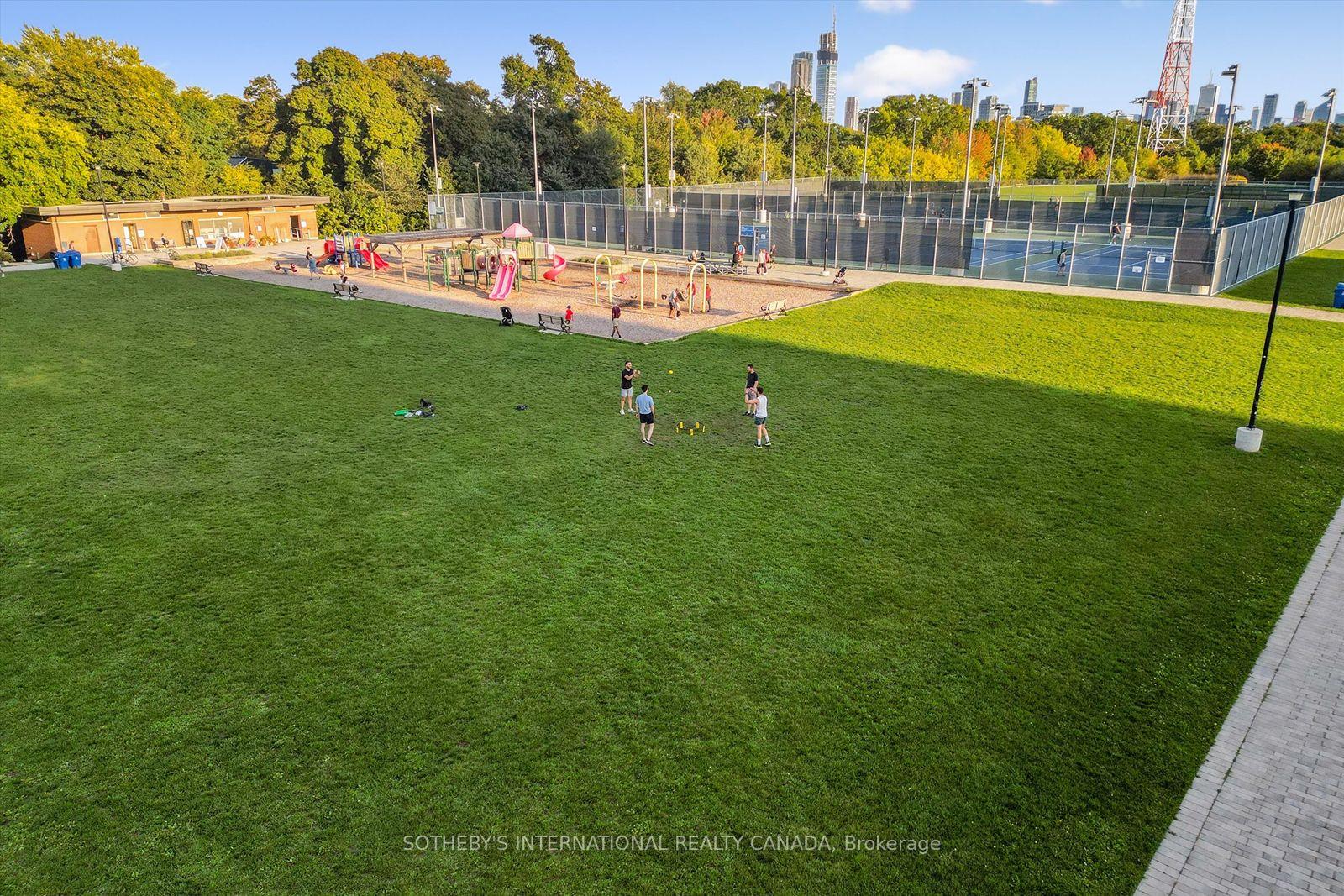 260 Russel Hill Road 4