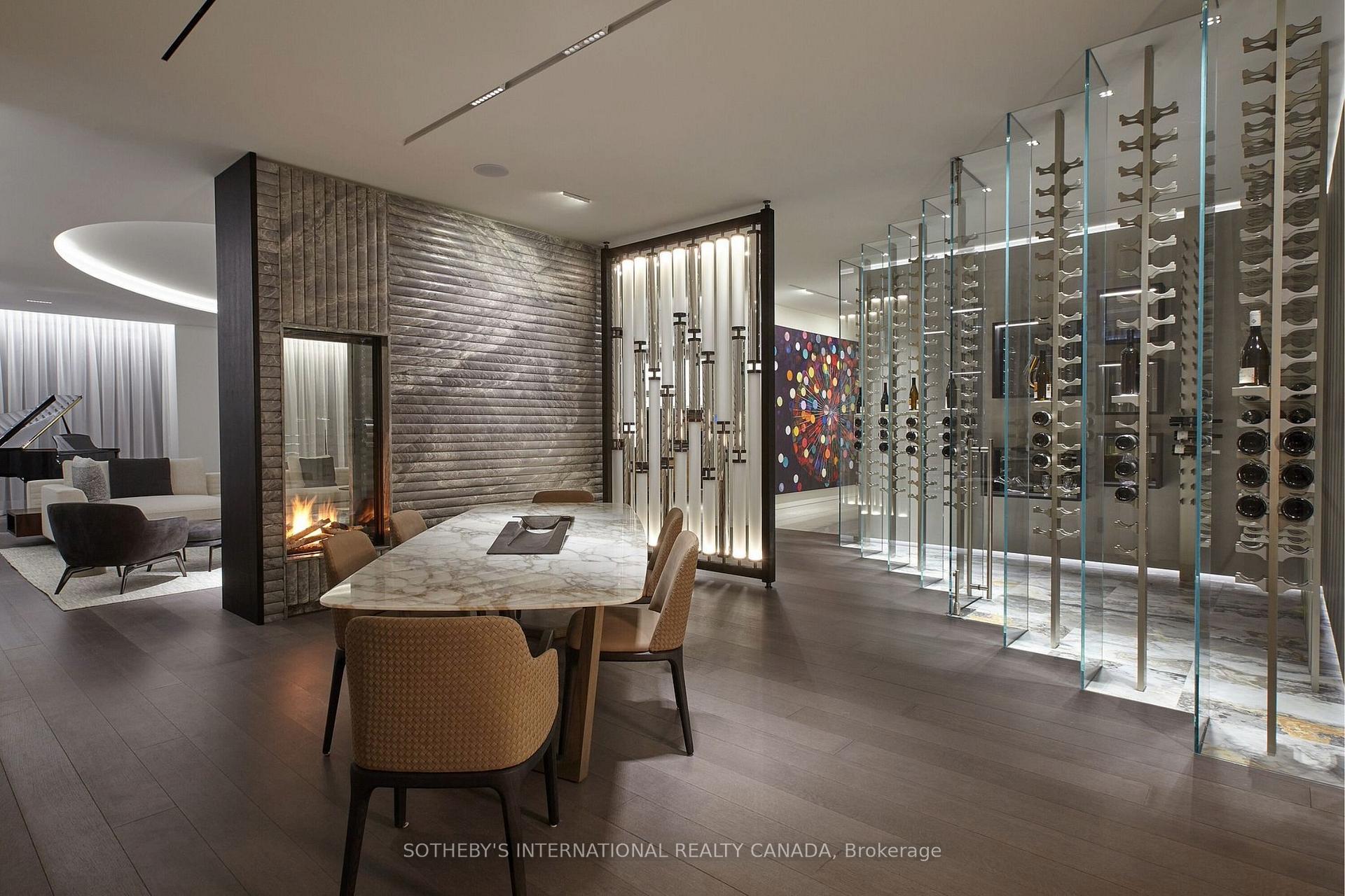 183 Wellington Street W 4602/03