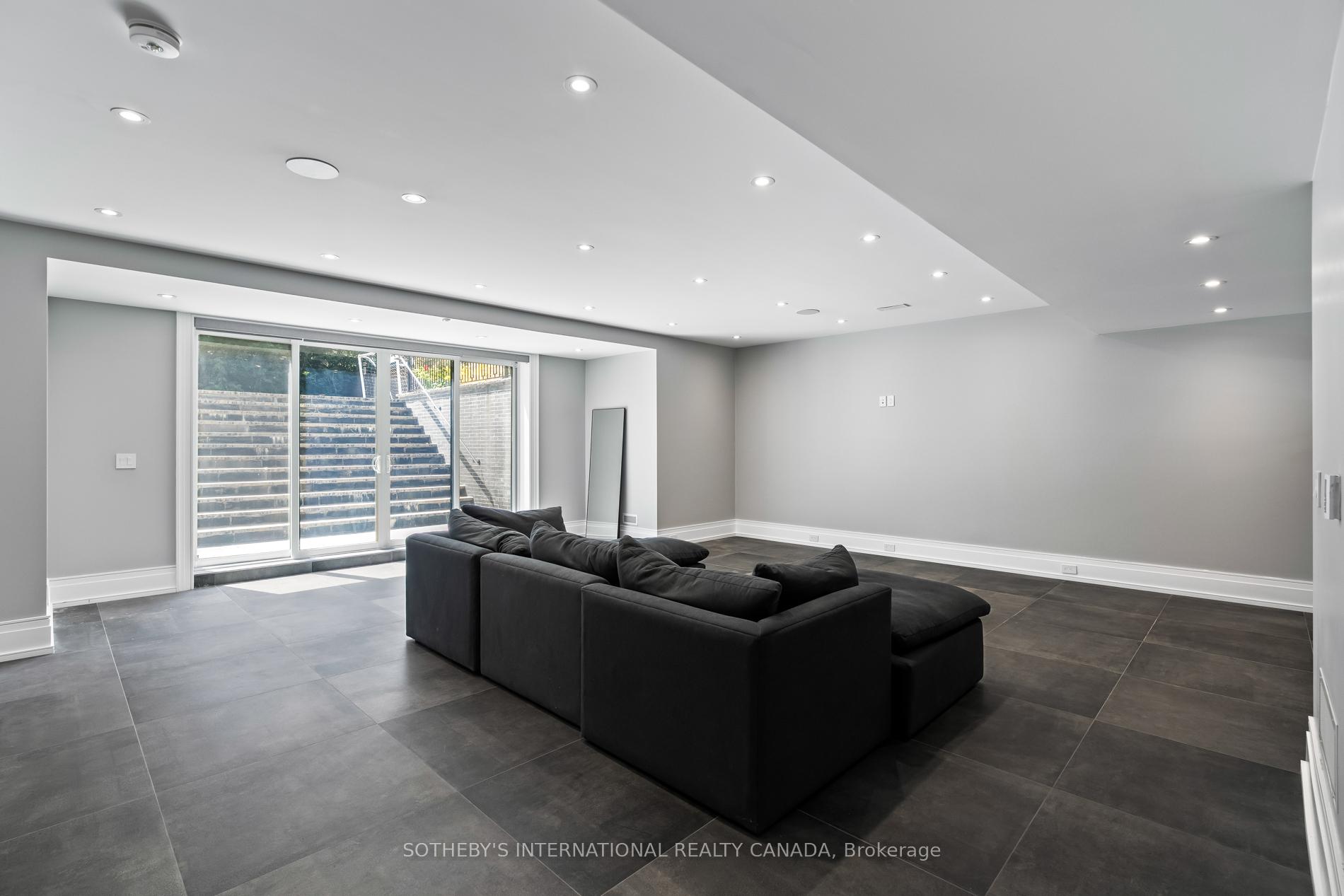 71 Yorkview Drive, Toronto C07