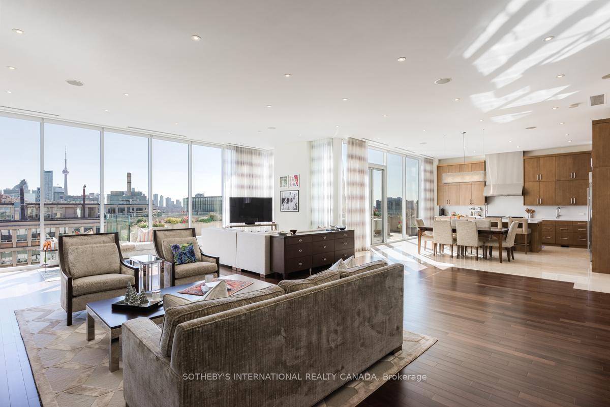 155 Cumberland Street 1201, Toronto C02 Unit: 1201